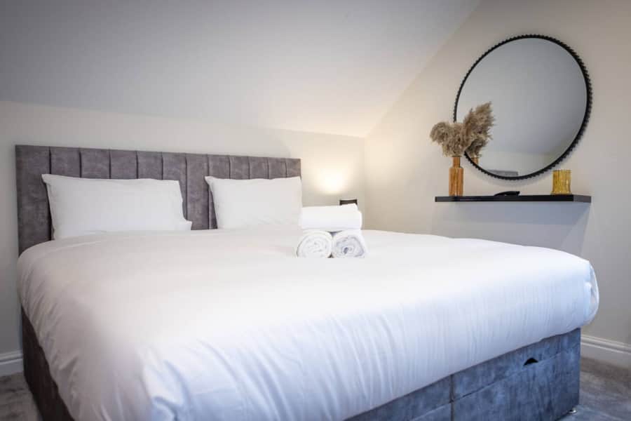 Main double bedroom in Apartment 3
